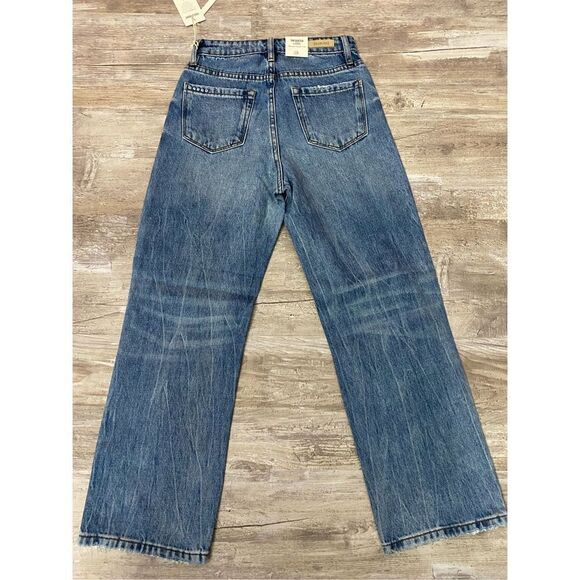 Blank NYC Baxter Distressed Ribcage Straight Leg Jean Size 24 - Picture 2 of 3